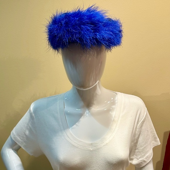 SOLD 🌟2xHP🌟VTG 1940-50s Blue Ostrich Feather Black Wool Pillbox Hat USA - Picture 12 of 16